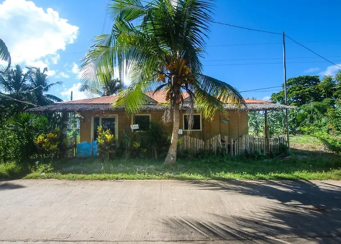 Uncle Rock's House & Diving Resort Union (San Francisco)